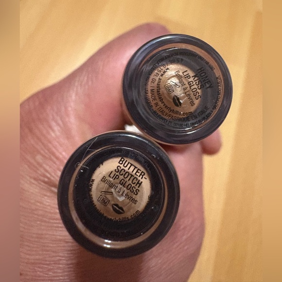 Anastasia Beverly Hills Lip Gloss HONEY KISS
BUTTERSCOTCH Brand New Never Used. - Picture 10 of 12